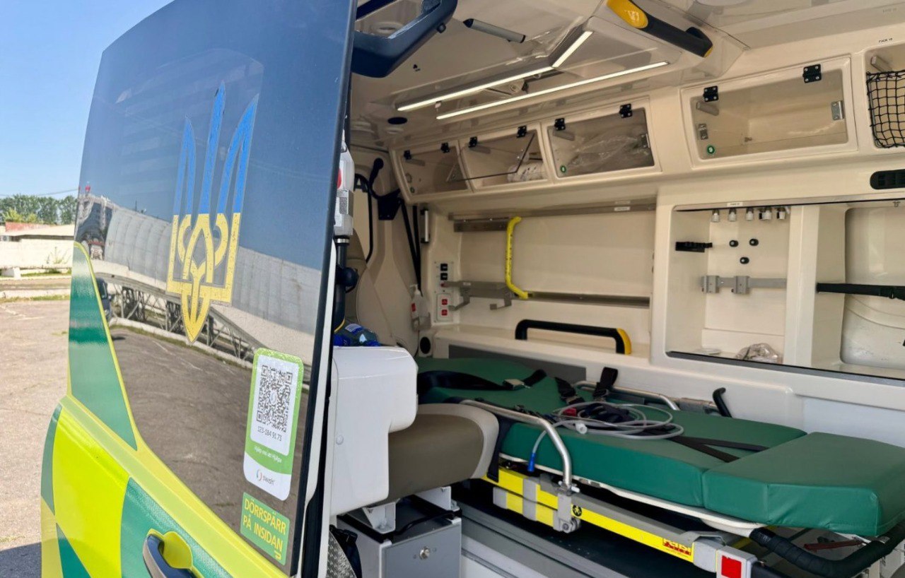 Медики Полтавського району отримали нову автівку до Дня медичного транспорту - Новини Кременчука0