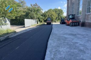 У Кременчуці тривають дорожні роботи: оновлюють покриття та наносять розмітку - Новини Кременчука2