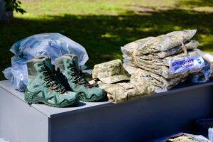 Кременчуцька громада передала літню форму добровольцям із ДФТГ-3 - Новини Кременчука2