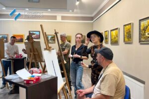 У Кременчуці ветерани та їхні родини взяли участь у творчому та підтримуючому заході від КНП «ТУРБОТА» - Новини Кременчука1