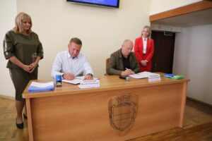 Кременчук уклав меморандуми про співпрацю з громадами Донеччини - Новини Кременчука2