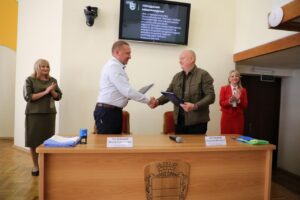 Кременчук уклав меморандуми про співпрацю з громадами Донеччини - Новини Кременчука1