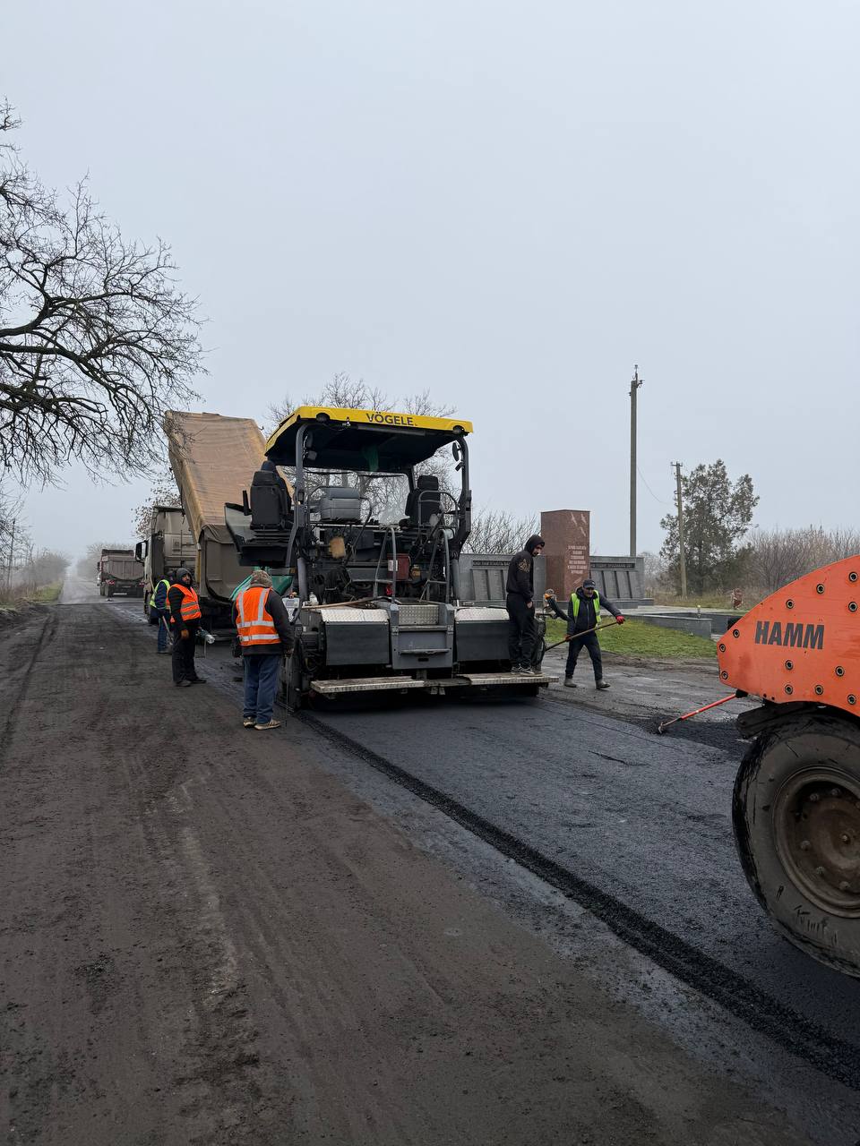 На Полтавщині продовжують покращувати стан автошляхів: за перший тиждень зими відремонтовано майже 14 тисяч м&sup2; доріг