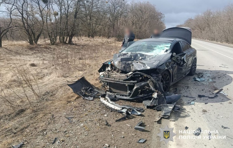 На Полтавщині поліція з&rsquo;ясовує обставини ДТП, у якій травмувалася пасажирка