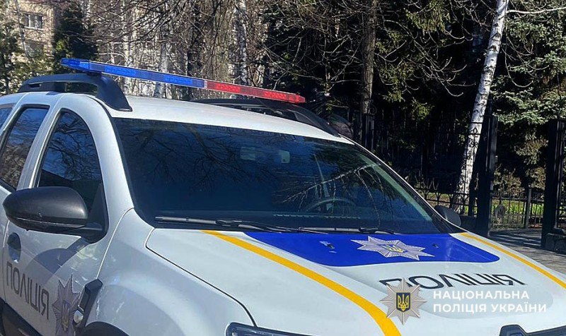 У Кременчуці поліція розслідує обставини смерті чоловіка в квартирі