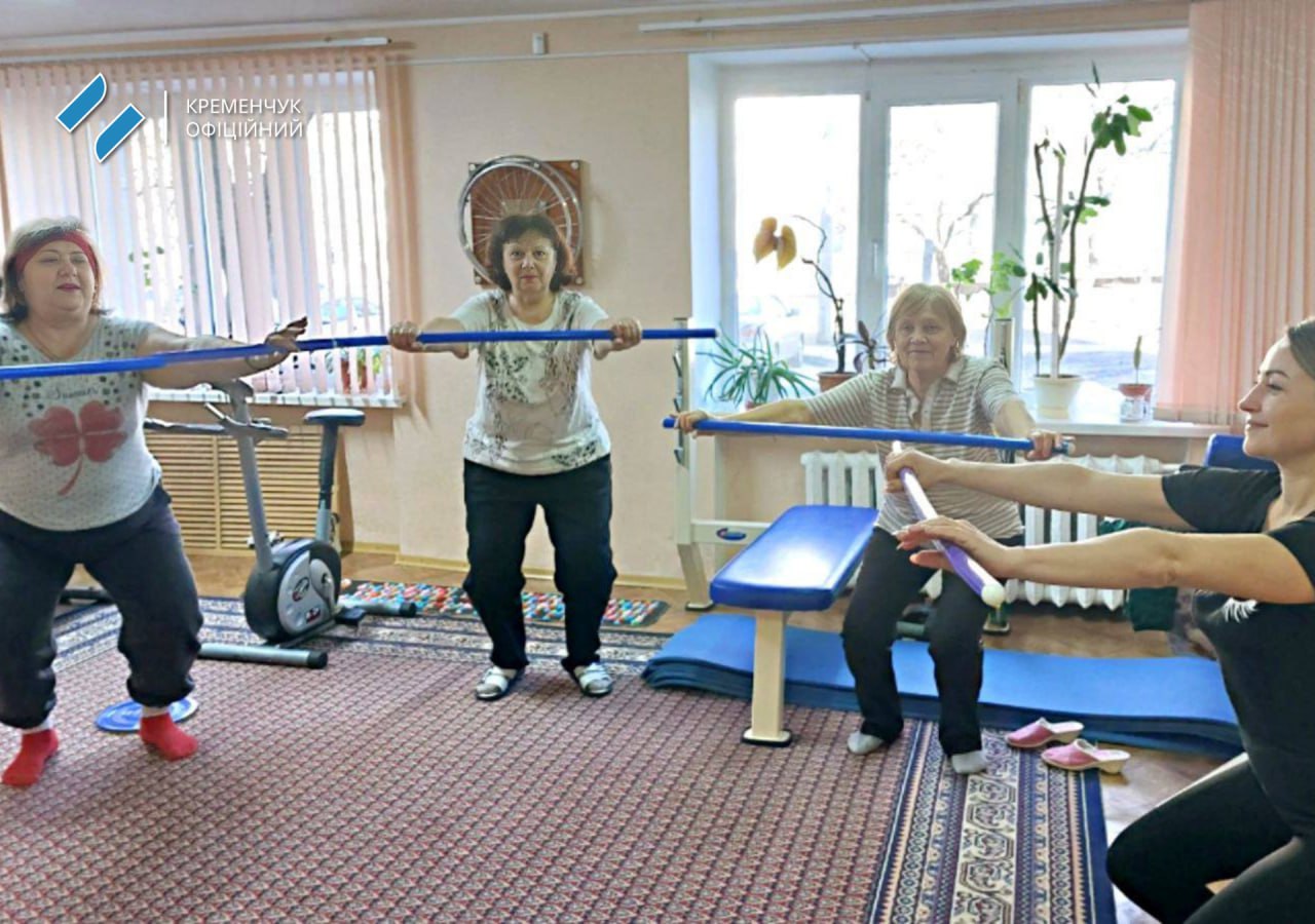 У Кременчуці для людей старшого віку проводять заняття з фітнесу