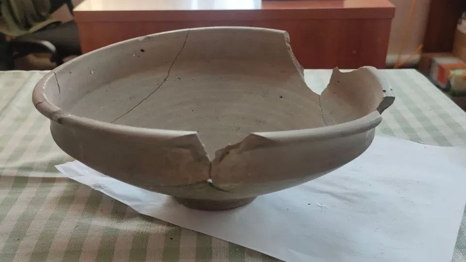 На Полтавщині виявили давнє поховання з унікальним посудом віком понад 1500 років