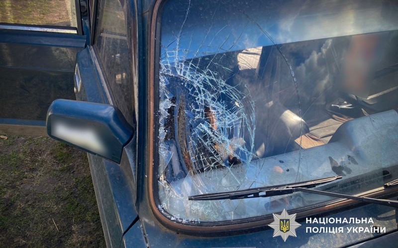 У Миргородському районі водій збив пішохода та втік з місця ДТП: поліція встановила причетного