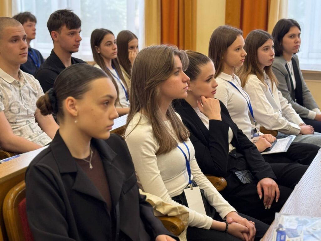 У Кременчуці молодь пройшла стажування в органах місцевого самоврядування