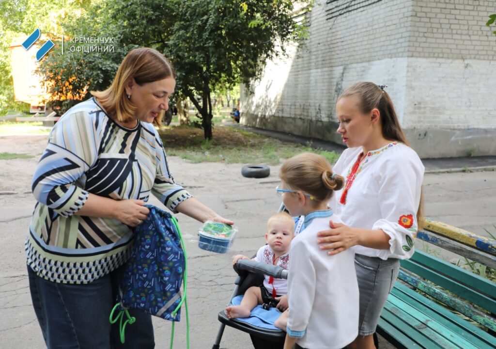 У Кременчуці провели благодійну акцію &laquo;Лелеченята&raquo; для першокласників